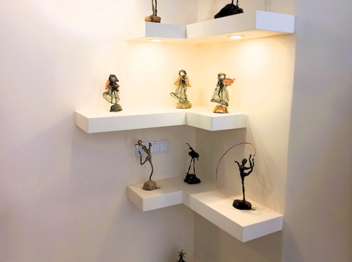 "Ψυχοτεχνίες" ανοίγει τις πύλες του νέος  εικαστικος - θεραπευτικός  χώρος της Χριστίνας Μακροπούλου. 